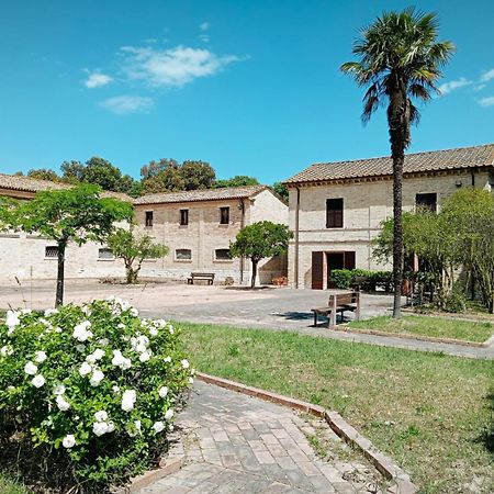 Casa Famiglia Di Nazareth Hotel Loreto Buitenkant foto