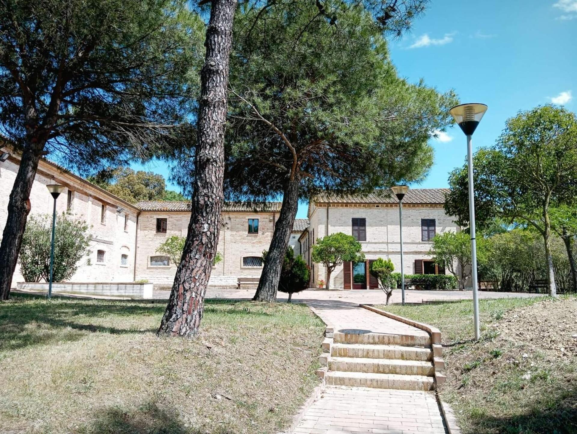 Casa Famiglia Di Nazareth Hotel Loreto Buitenkant foto